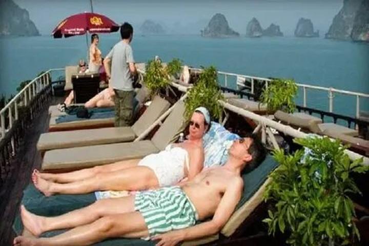 Chuyên gia Hotspot Matrix phân tích: Phương Oanh diện set đồ 50 và marketing video